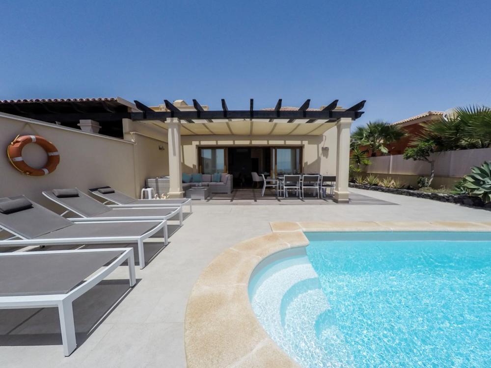 كاليتا ذي فوستي Luxurious Villa With Amazing Sea View And Pool المظهر الخارجي الصورة